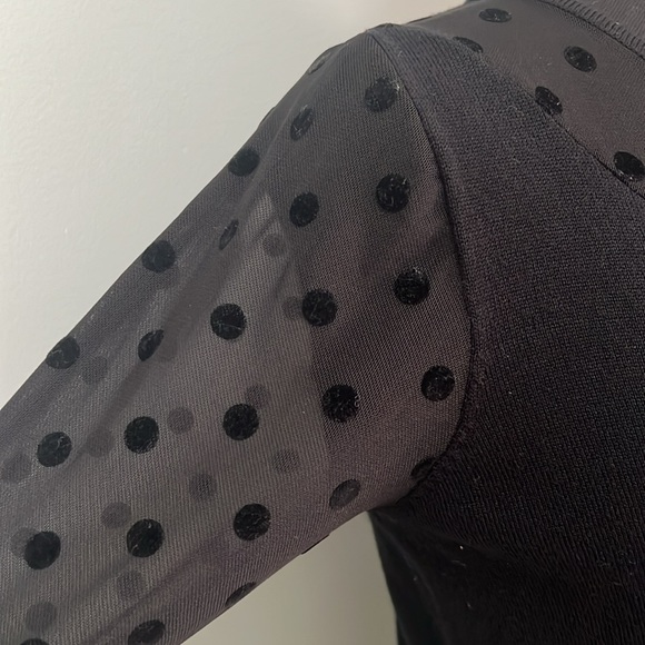 ⭐️ Black V Neck Sweater with polka dots ⭐️ - Picture 3 of 3
